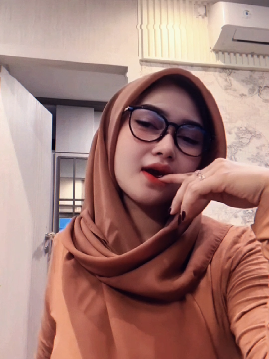 @Ara nurdianty🐝