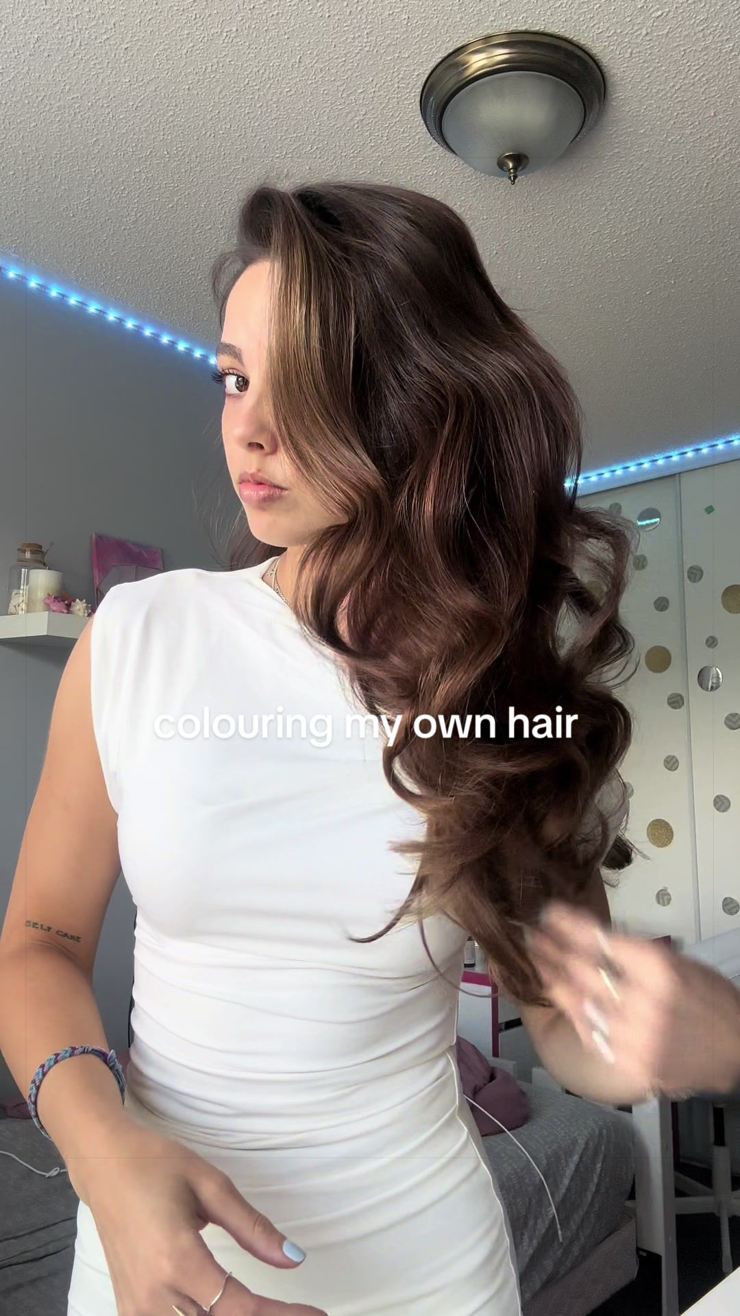 @Mya Groves | HAIRSTYLIST