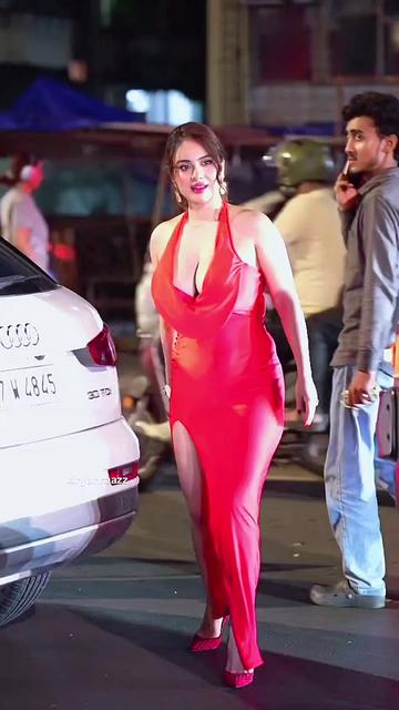 @Bollywood Buzz Official