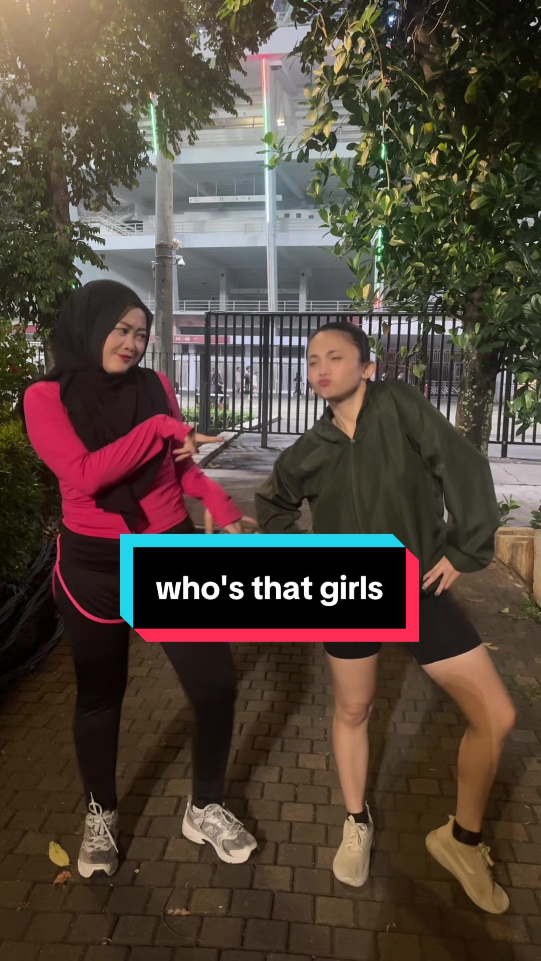 @LULU KAMALIA