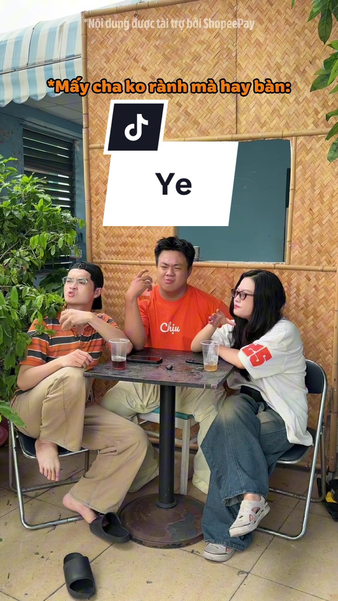 @Tường Hồng Ph&uacute;