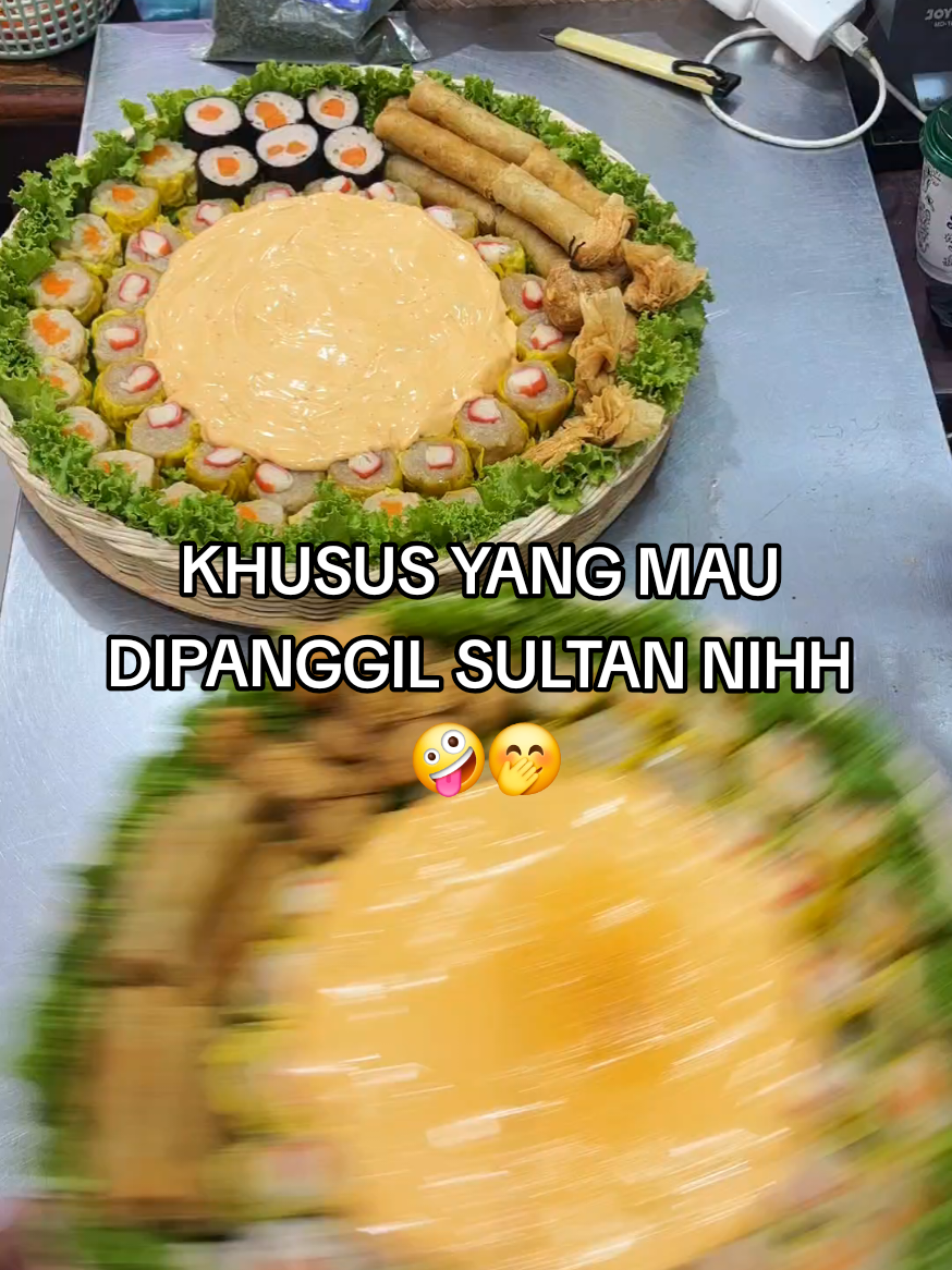 @Mbak Mel si Owner Dimsum