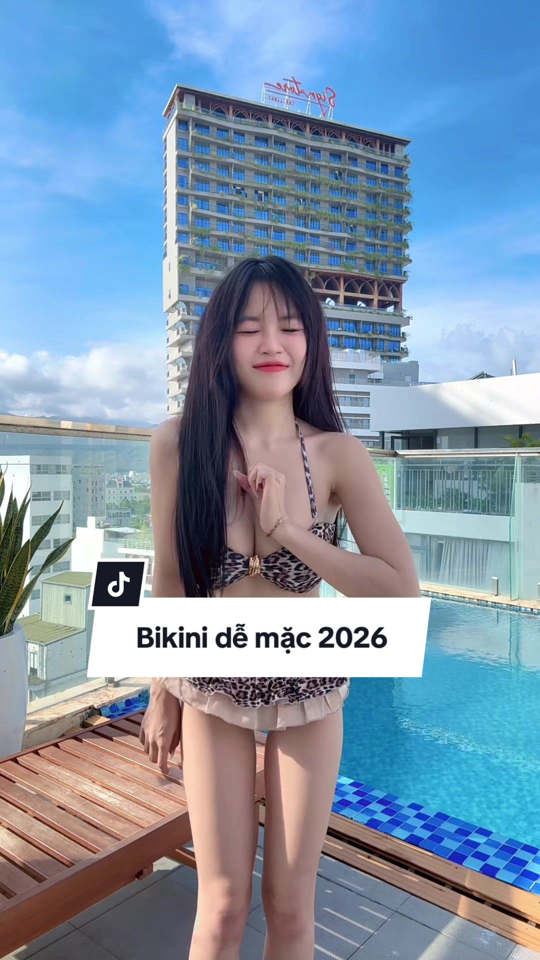 @Bikini-Trending