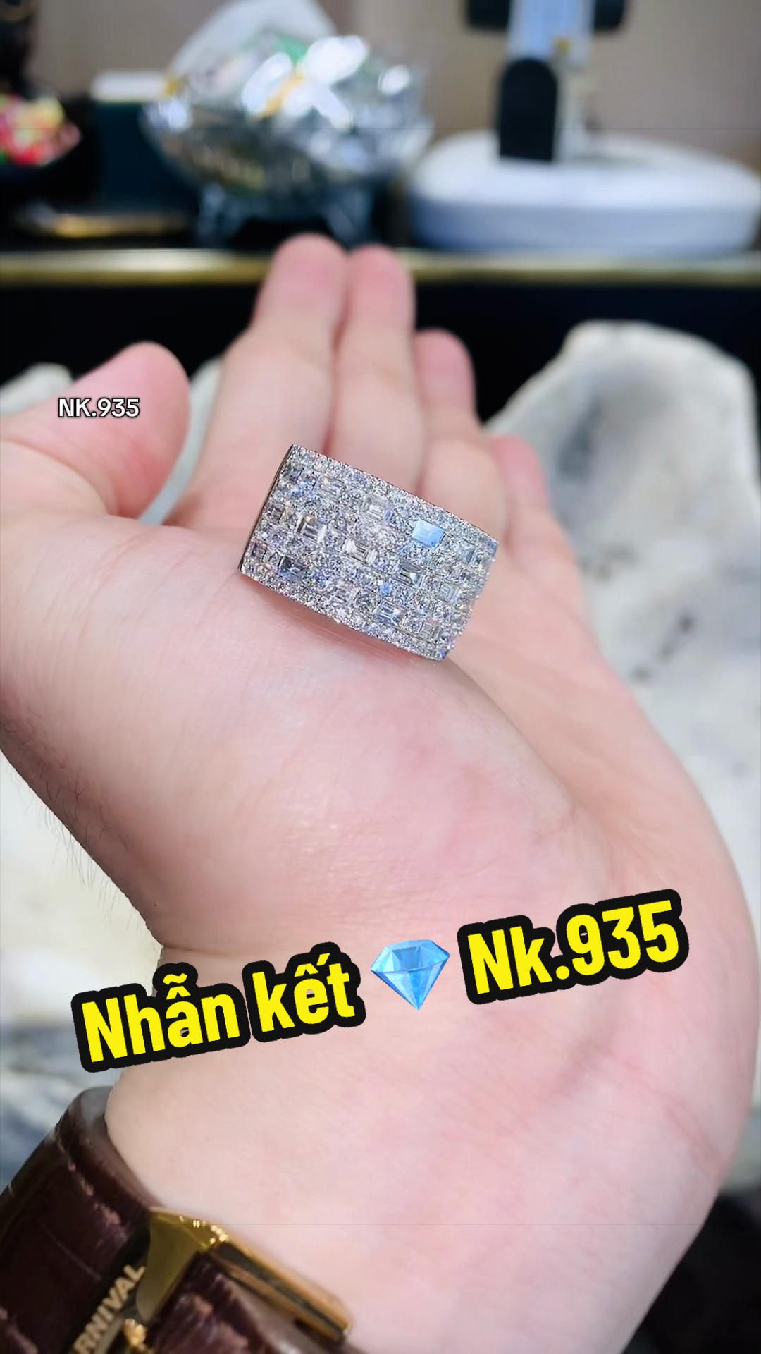 @Mr Long Seller Tâm Luxury