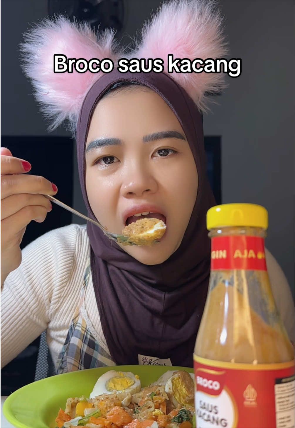 @EkaNis14