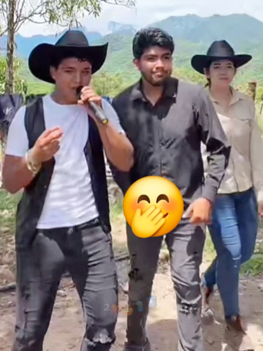 @Ary2🤎🤠🩴🪣