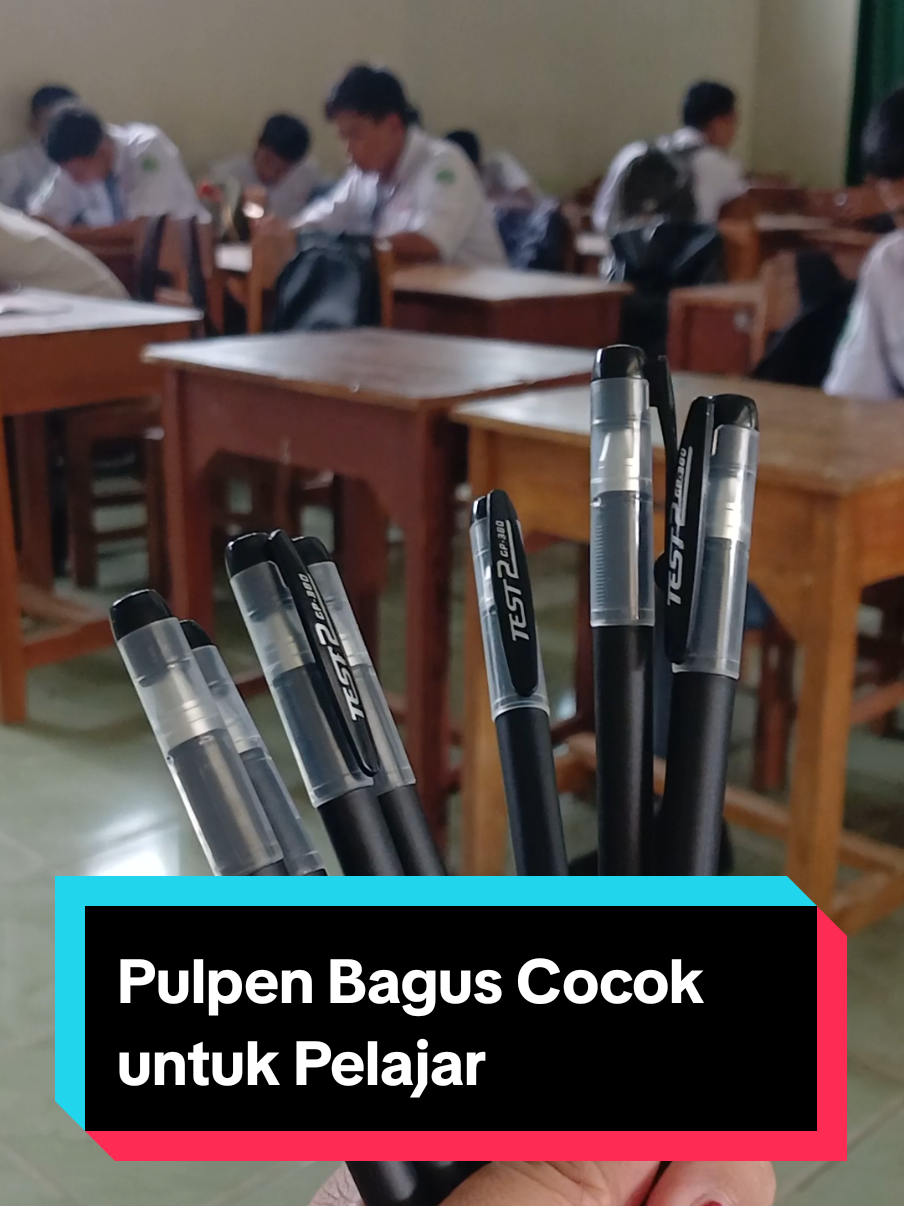 @Galeri Bu Ni di Sekolah