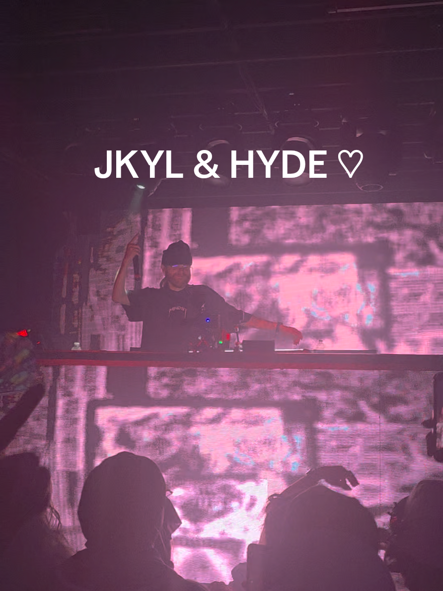 @✨️Neon Dreamz✨️
