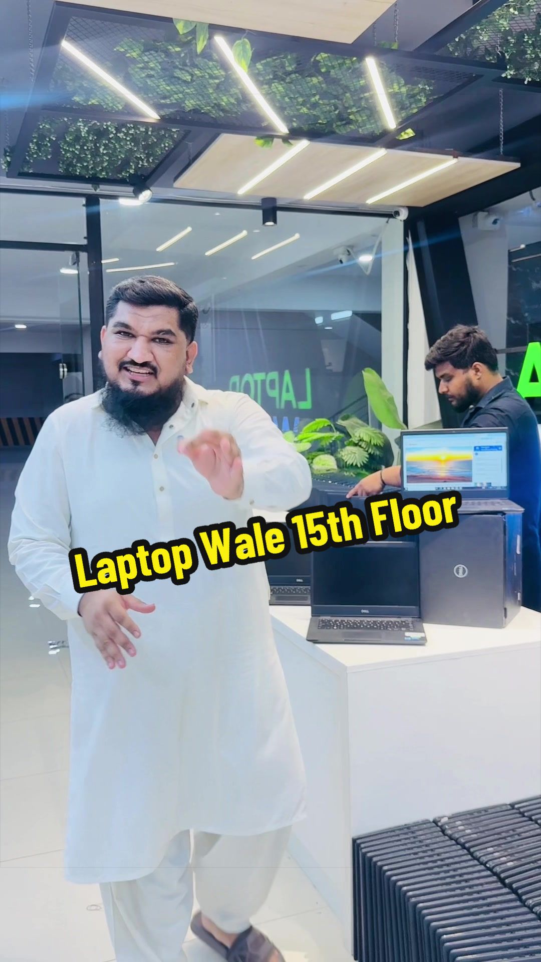 @Laptop Wale💻
