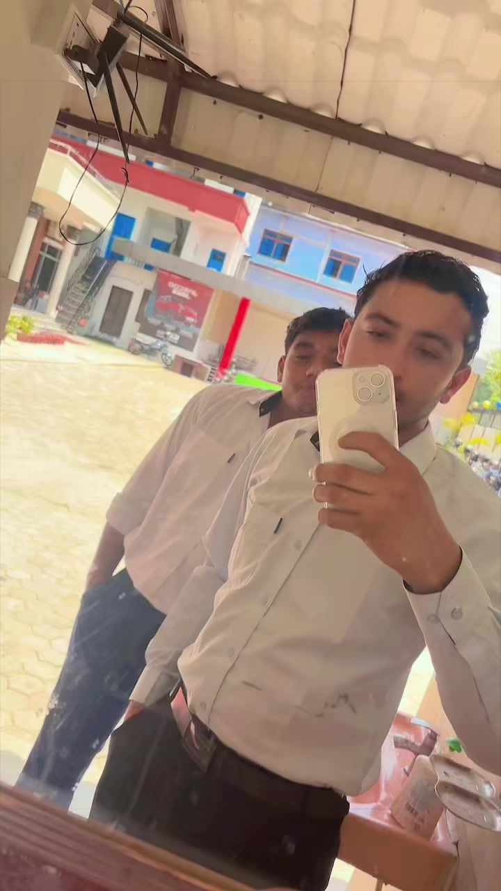 @बिबेक बिष्ट (रजवार)💋