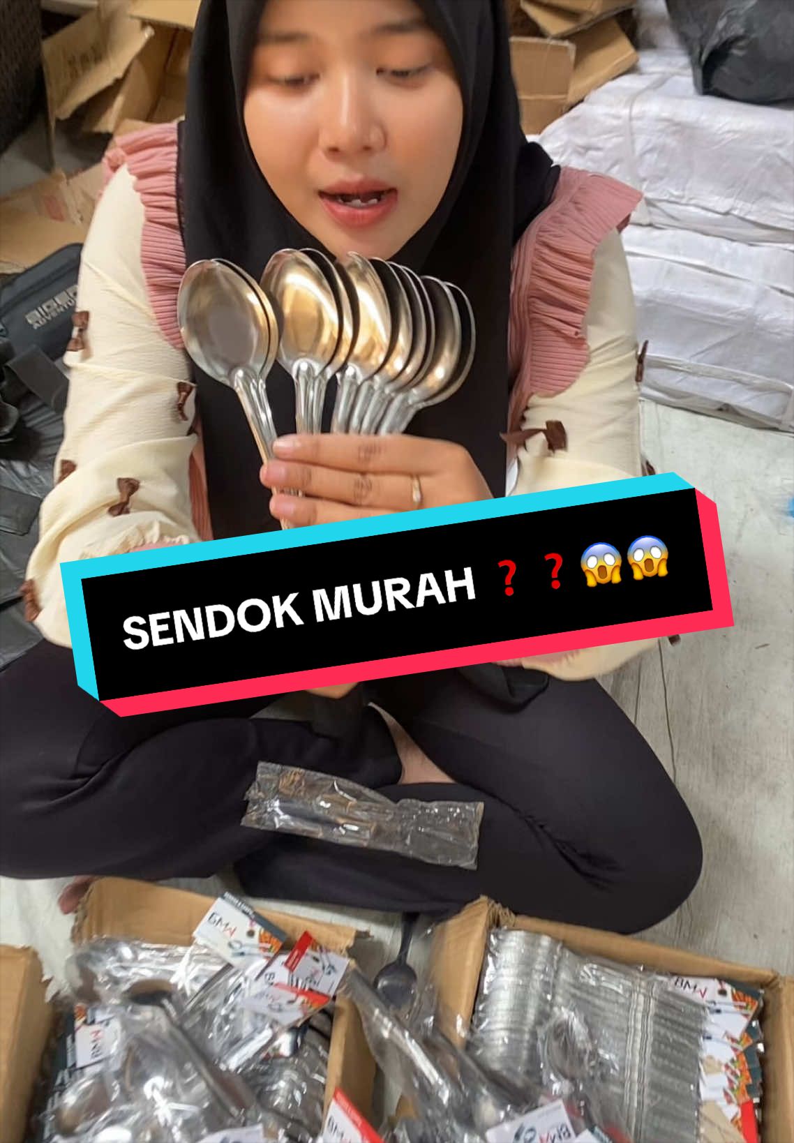 @V MART NUSANTARA
