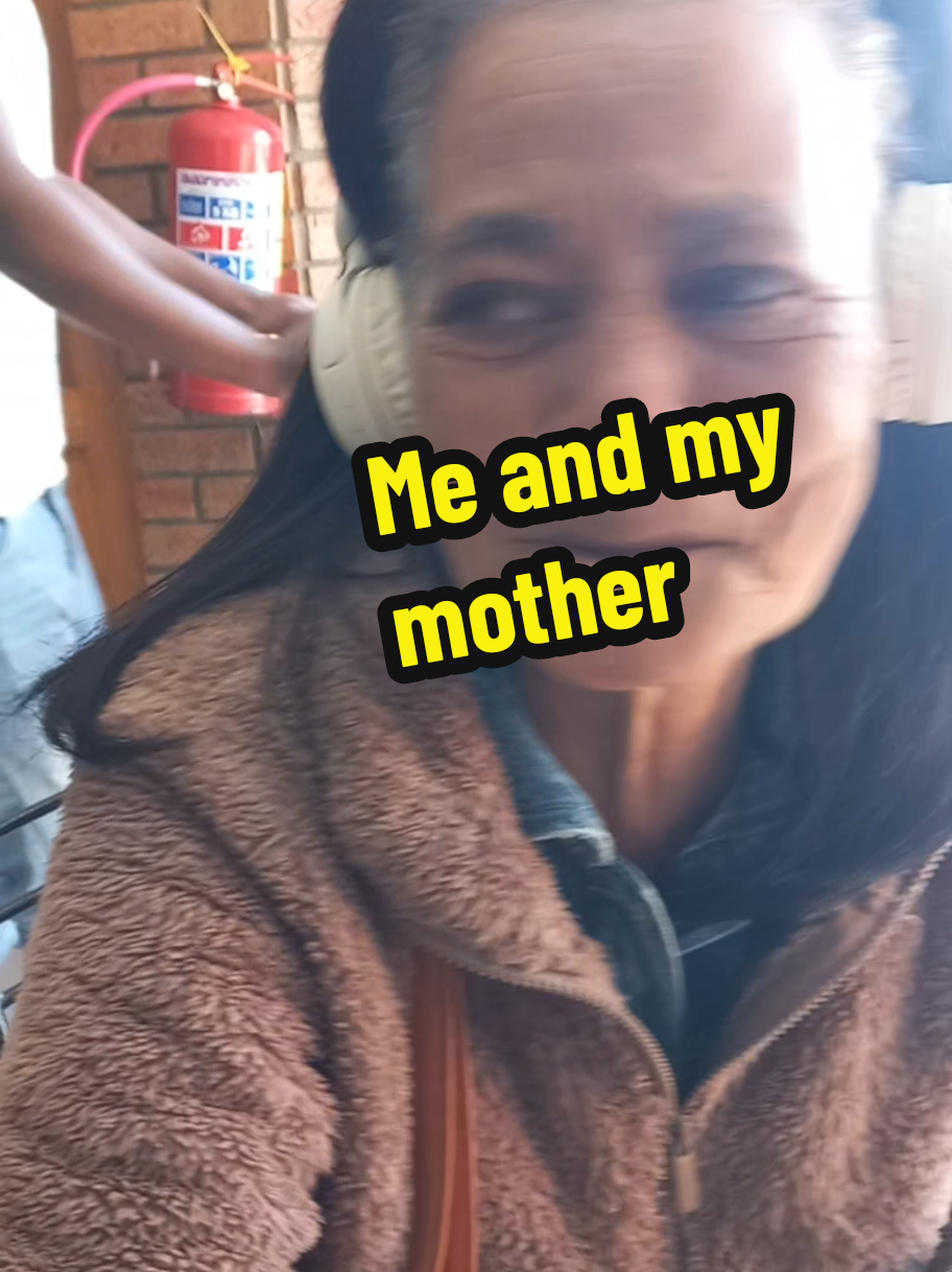 @Clayton 🇿🇦