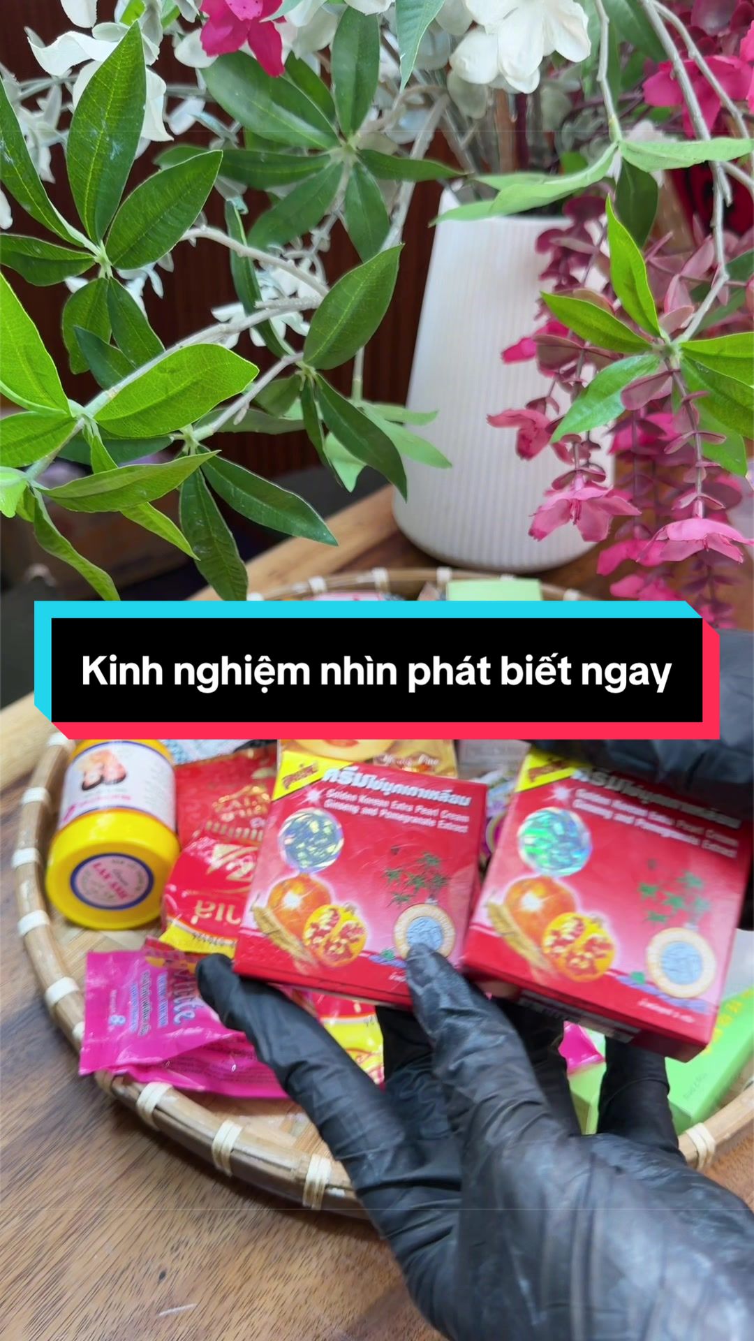 @B&agrave; T&aacute;m Da Dẻ