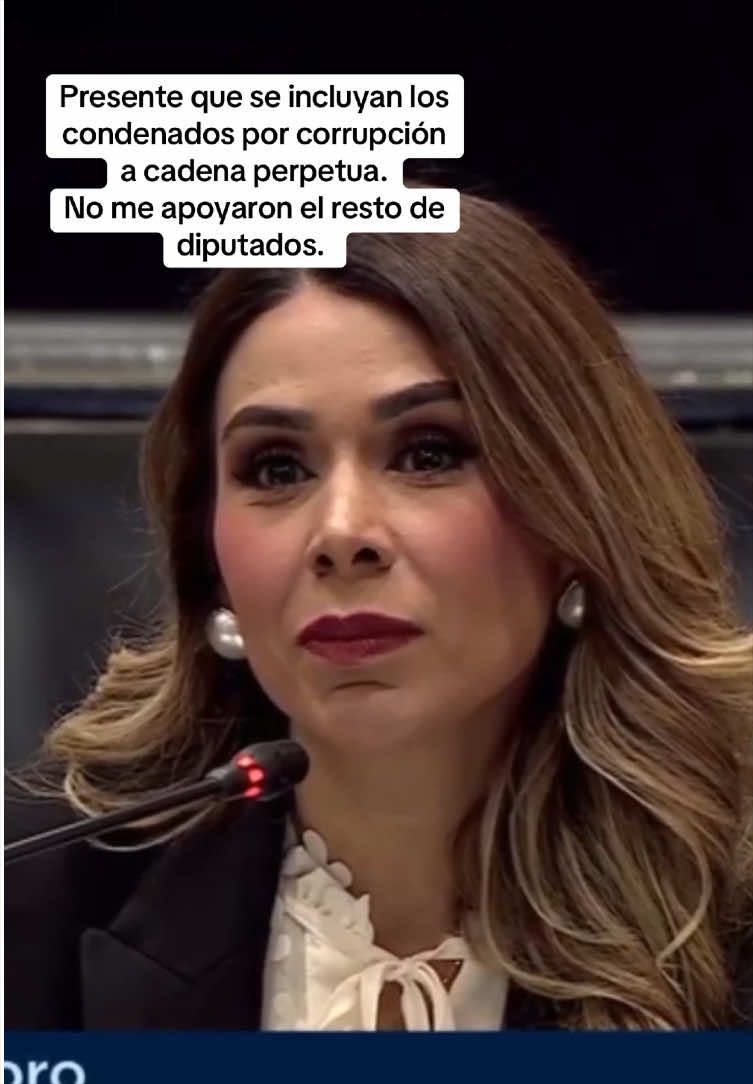 @Marcela Villatoro