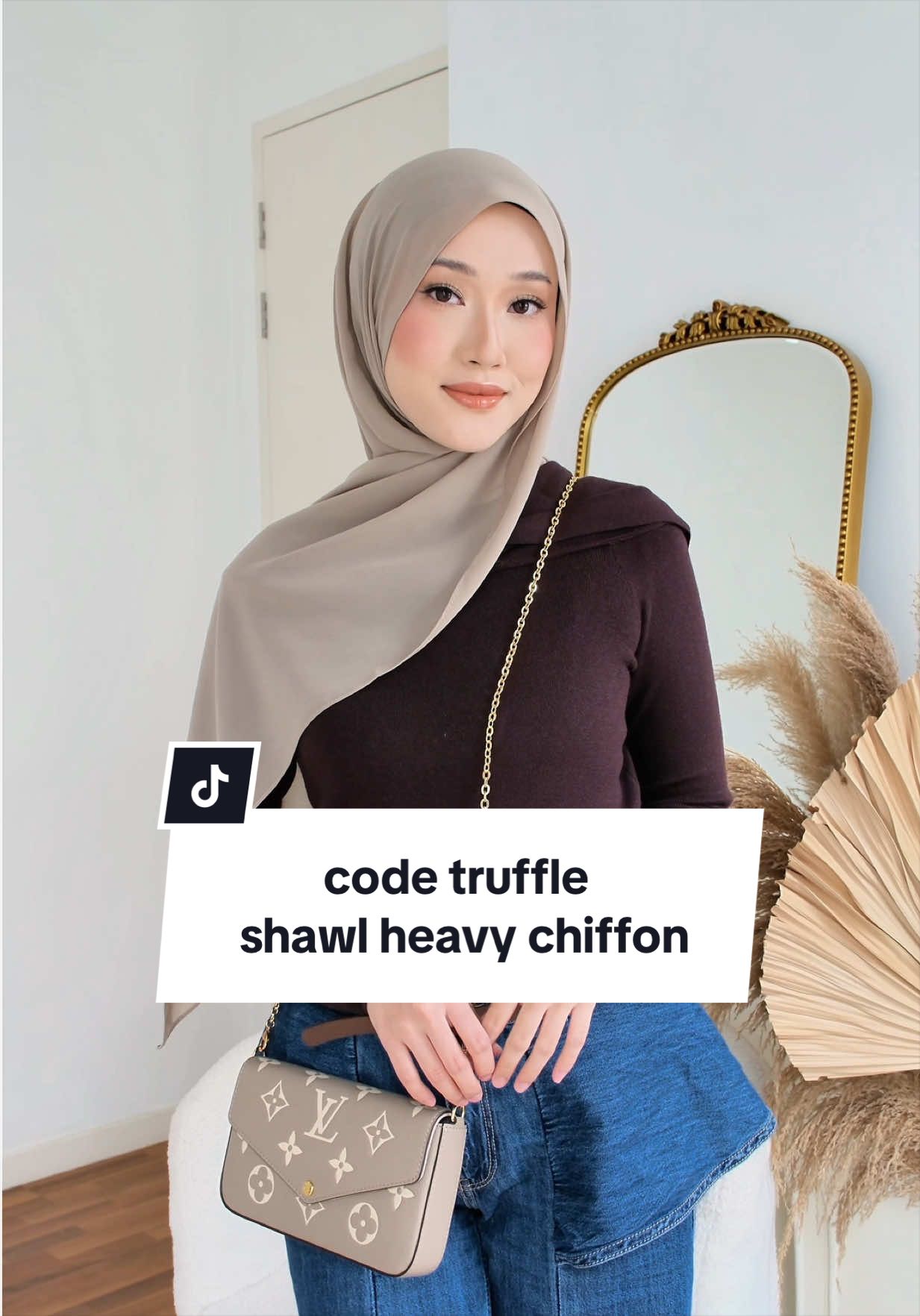 @AmyraHijab