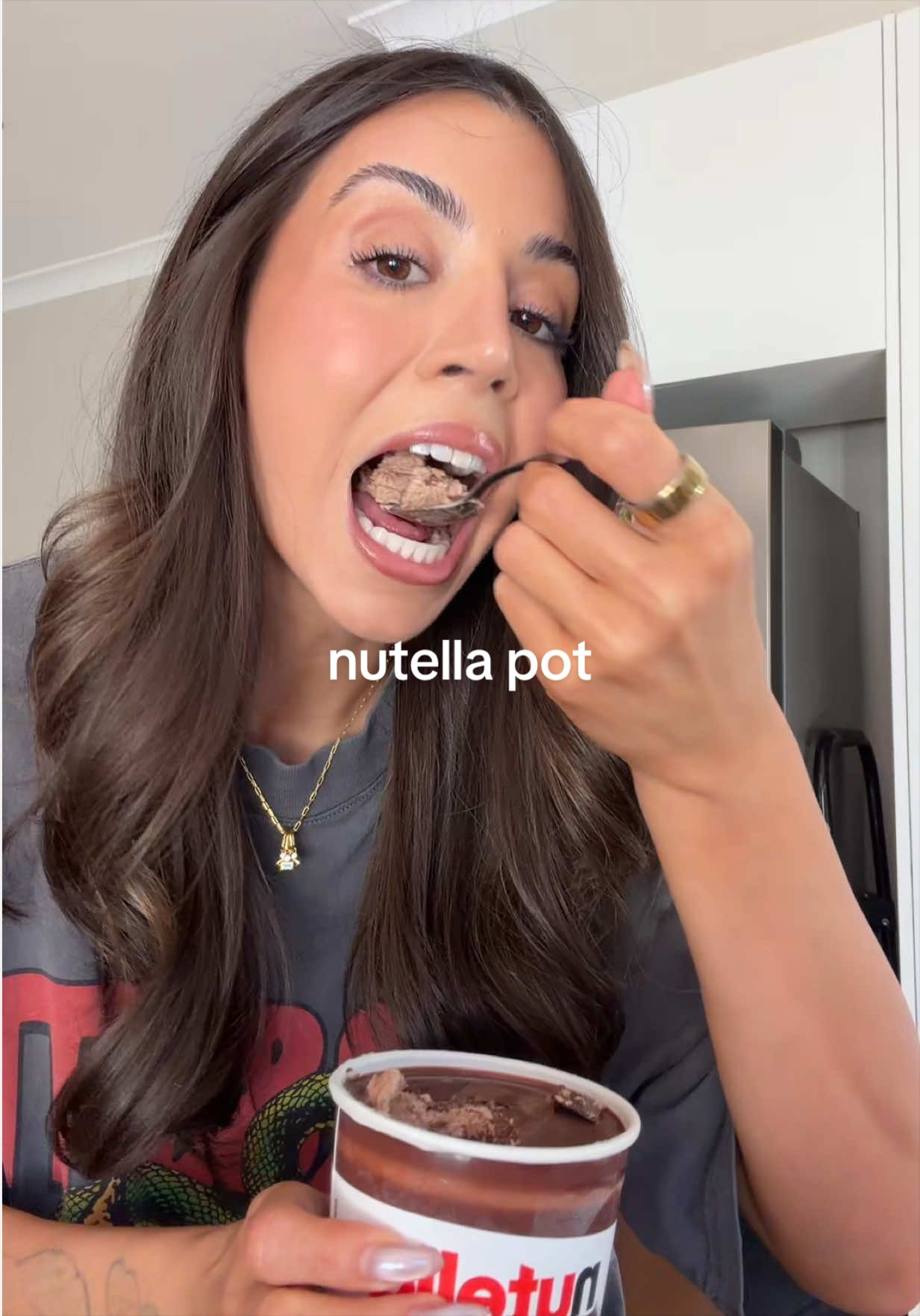 @adelemareee