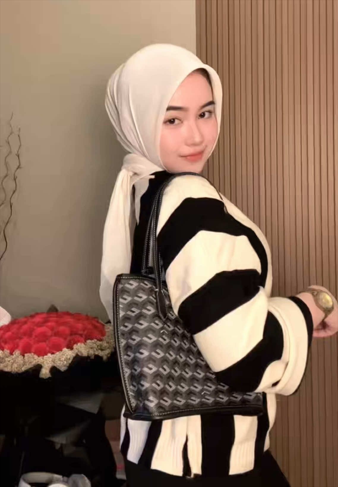@userawz2gx82e8
