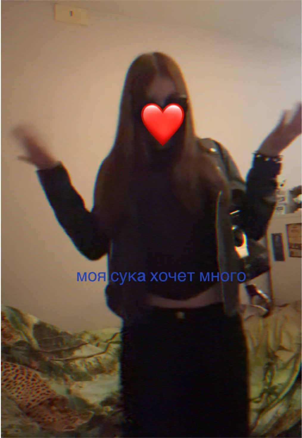 @vikkyqsqw