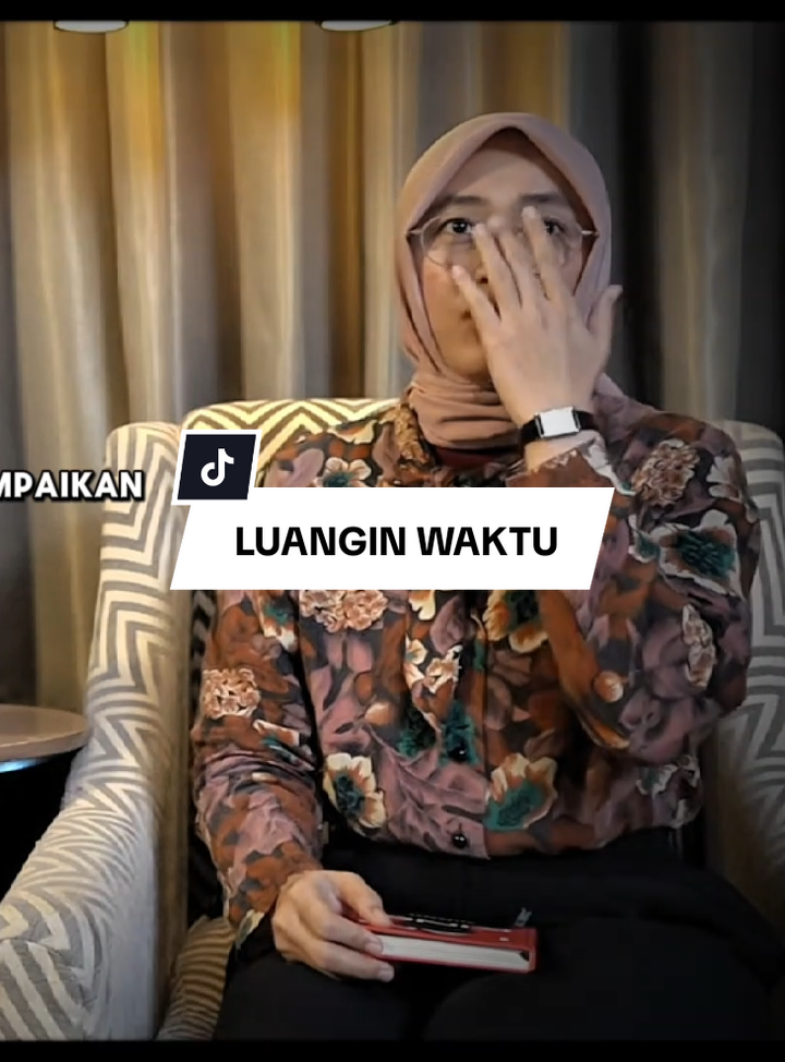 @WakeUp_