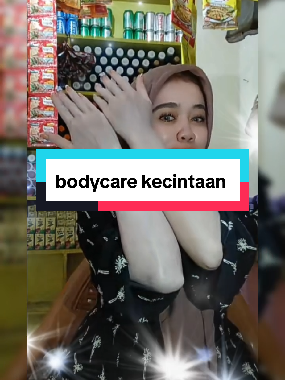 @Glowiee