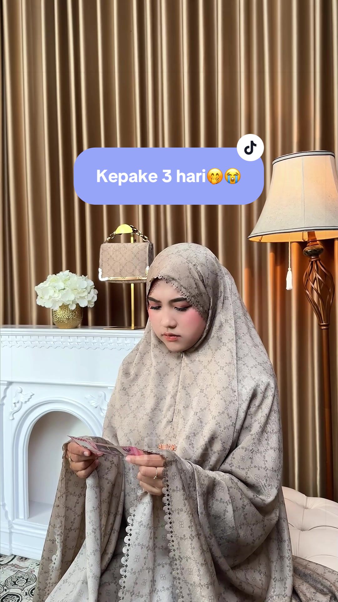 @Alluna