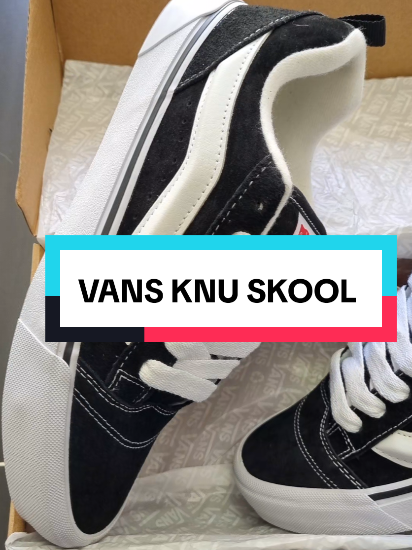 @Solo Sneakers