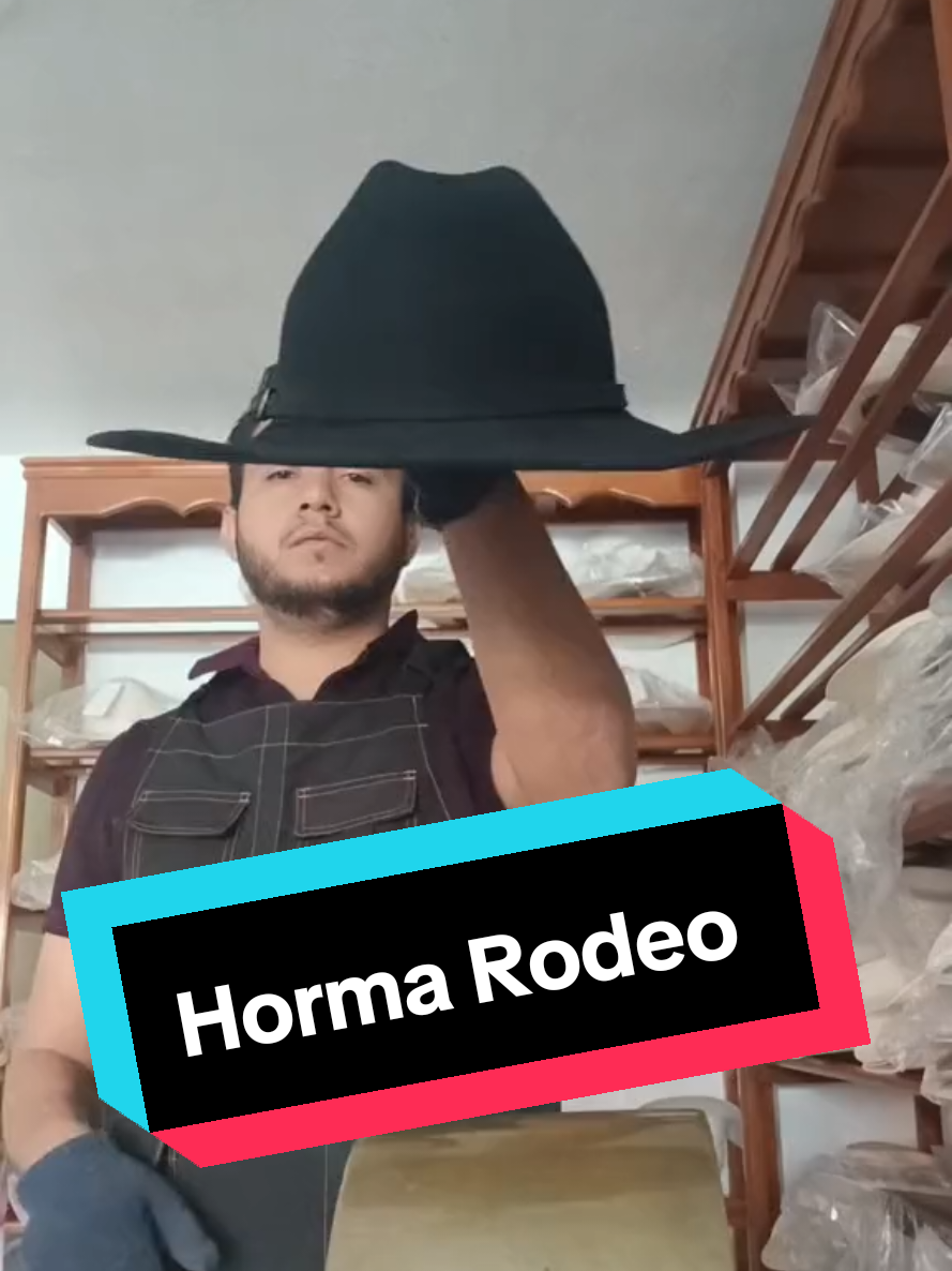 @Adrian hats (Polo El Ranchero)