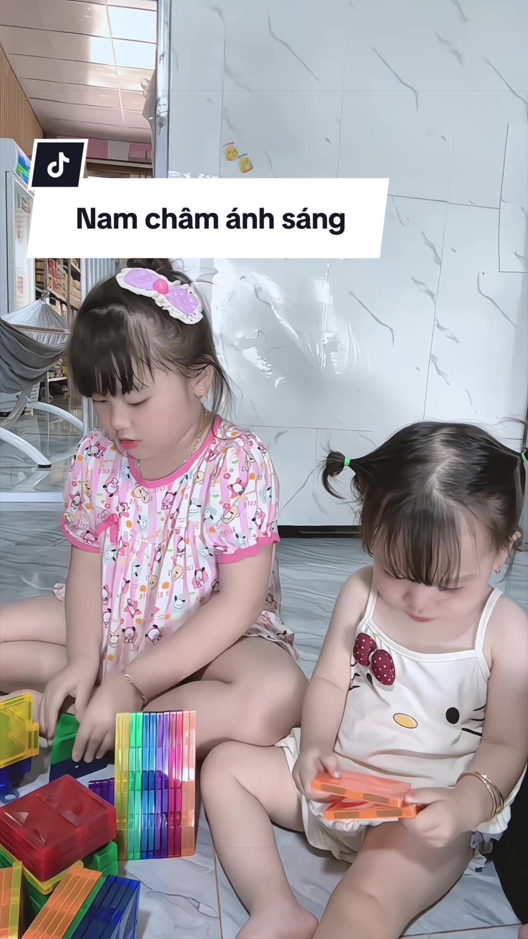 @Ngọc Ngọc- Mẹ 2 c&ocirc;ng ch&uacute;a