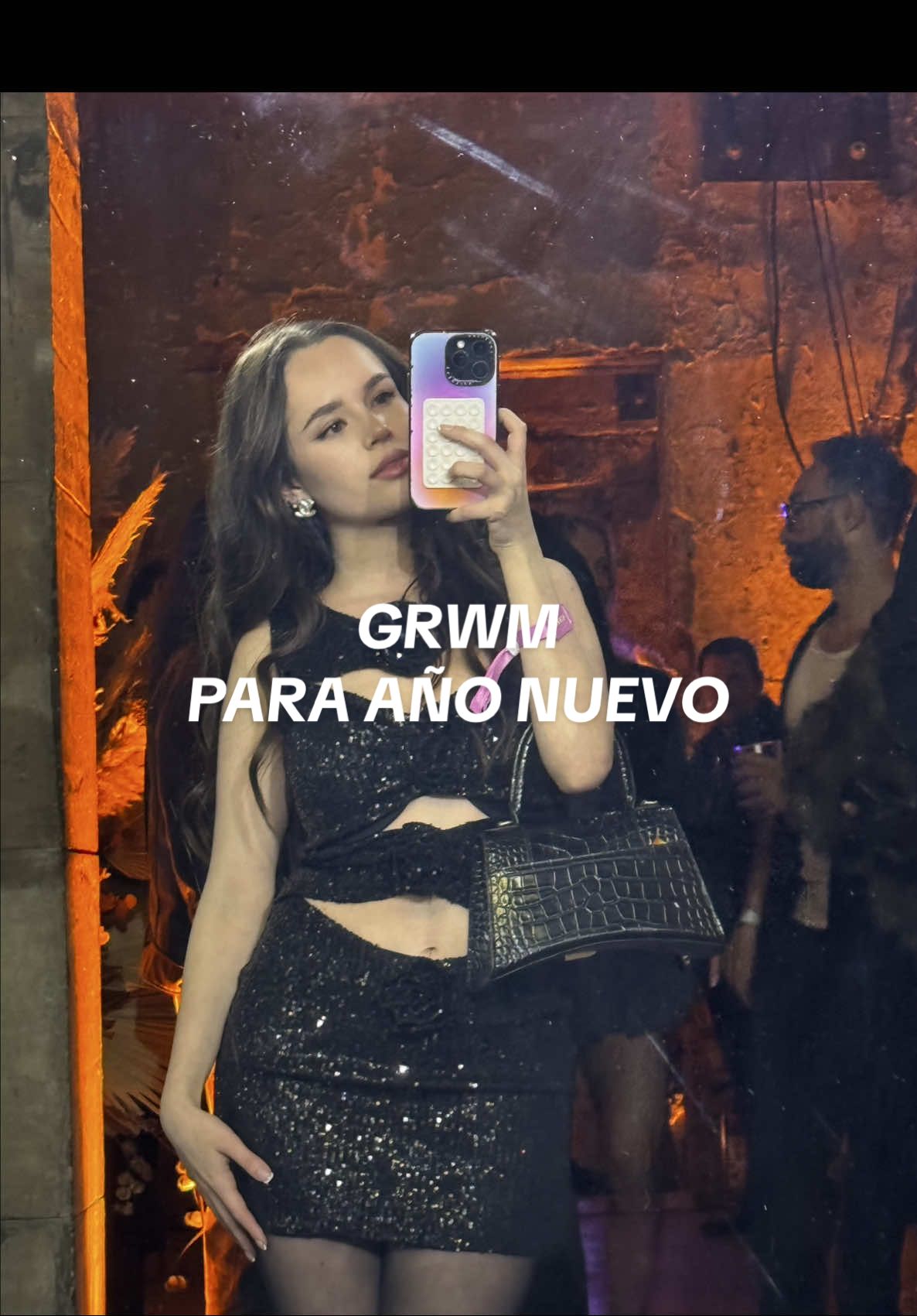 @Sara&iacute; Meza