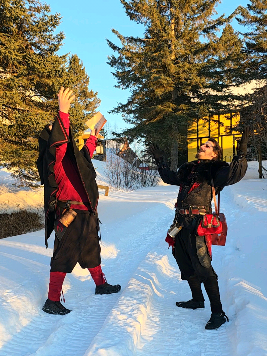 @LarpCouple
