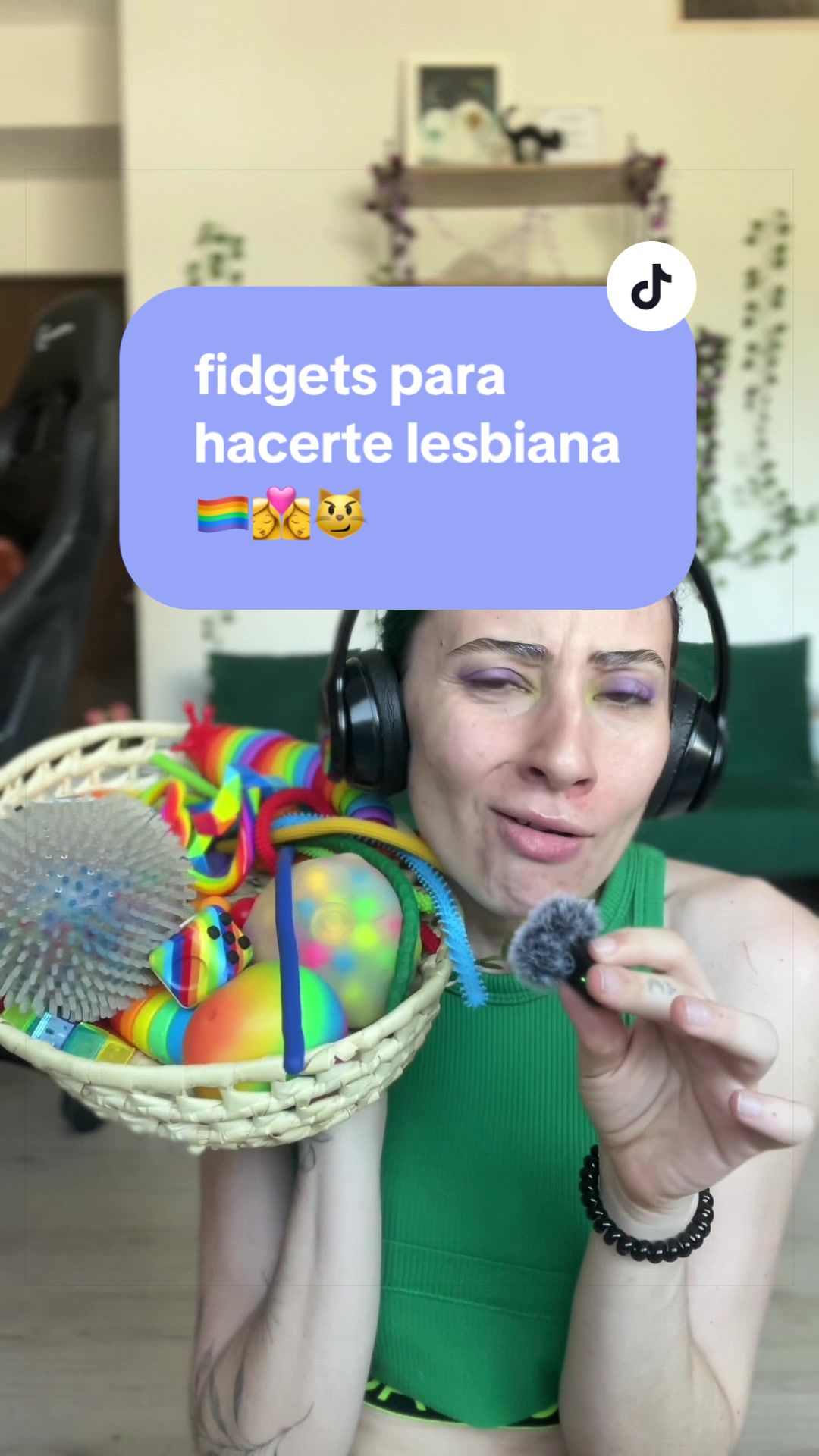 @⟡｡⋆ 💜La Mistica💚 ⋆｡⟡