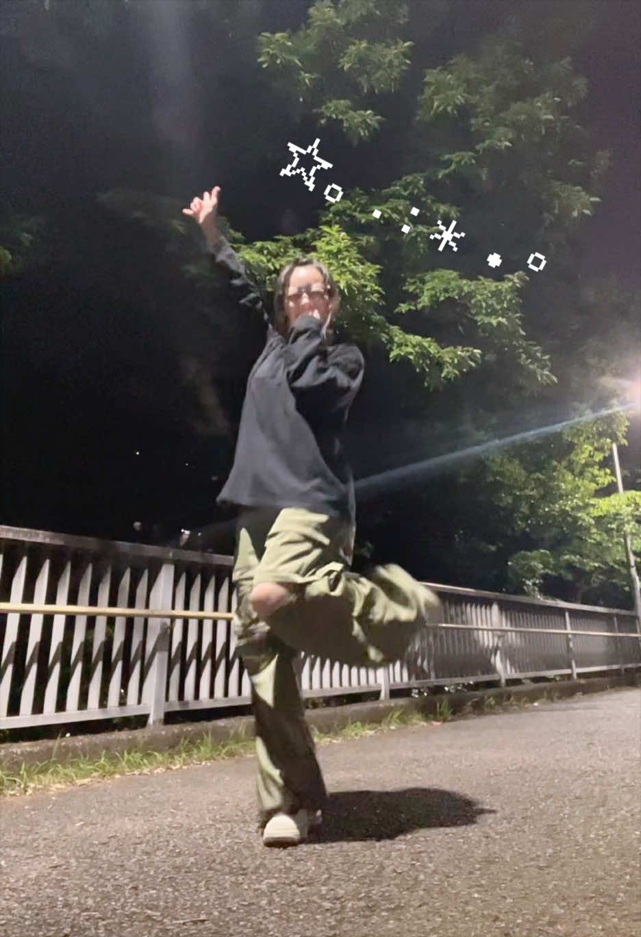 @夜勤明けに踊る女