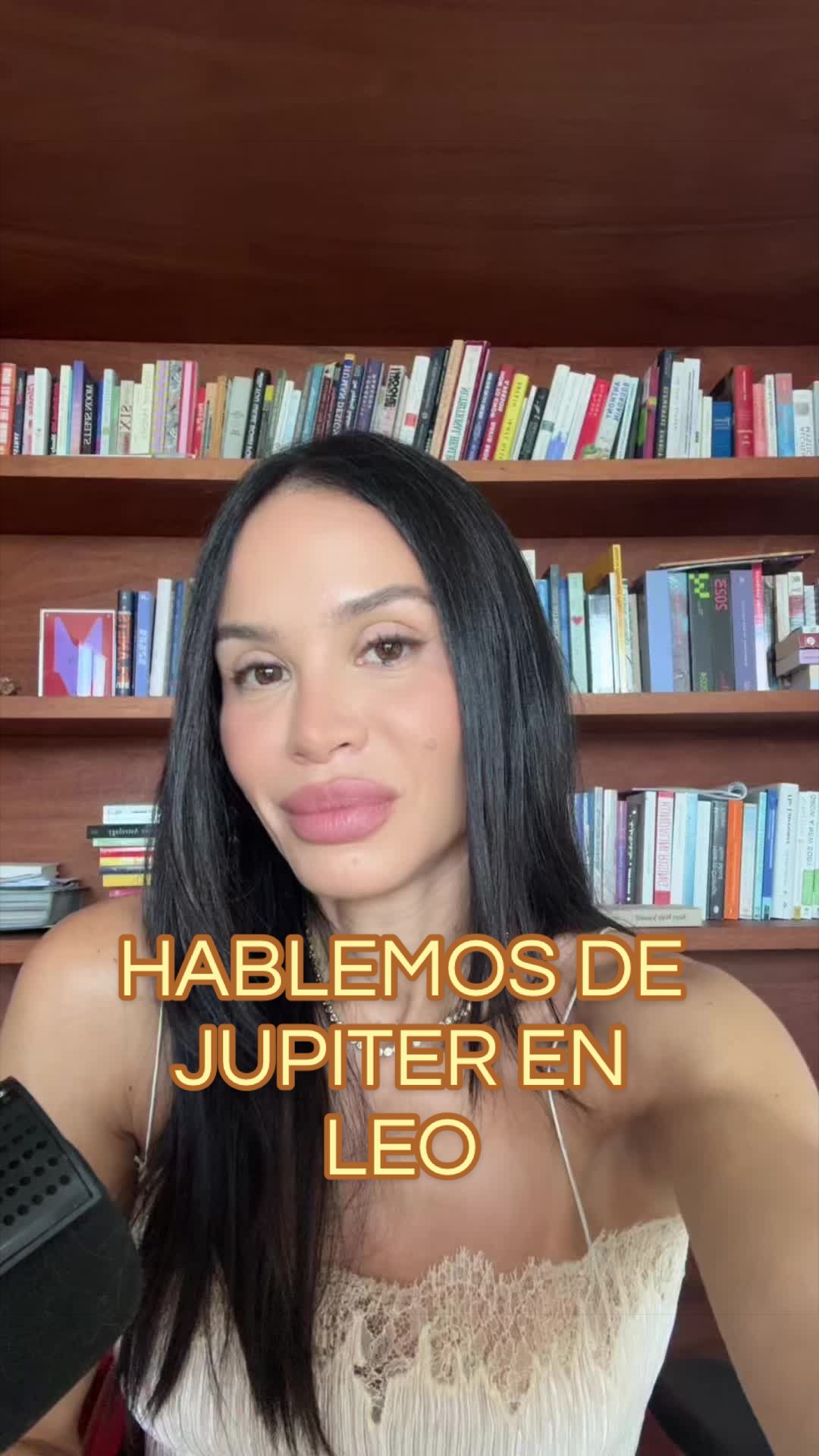 @Mia_Astral