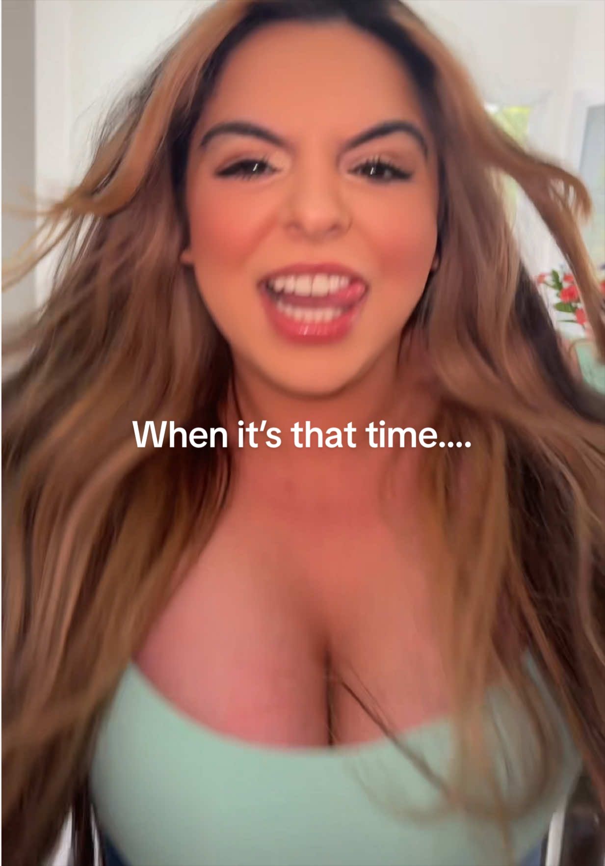 @iloveteniah