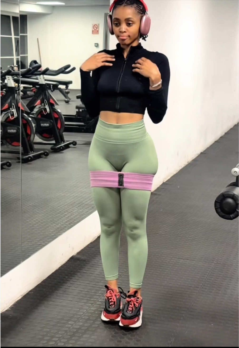 @Thandiswa Khalishwayo