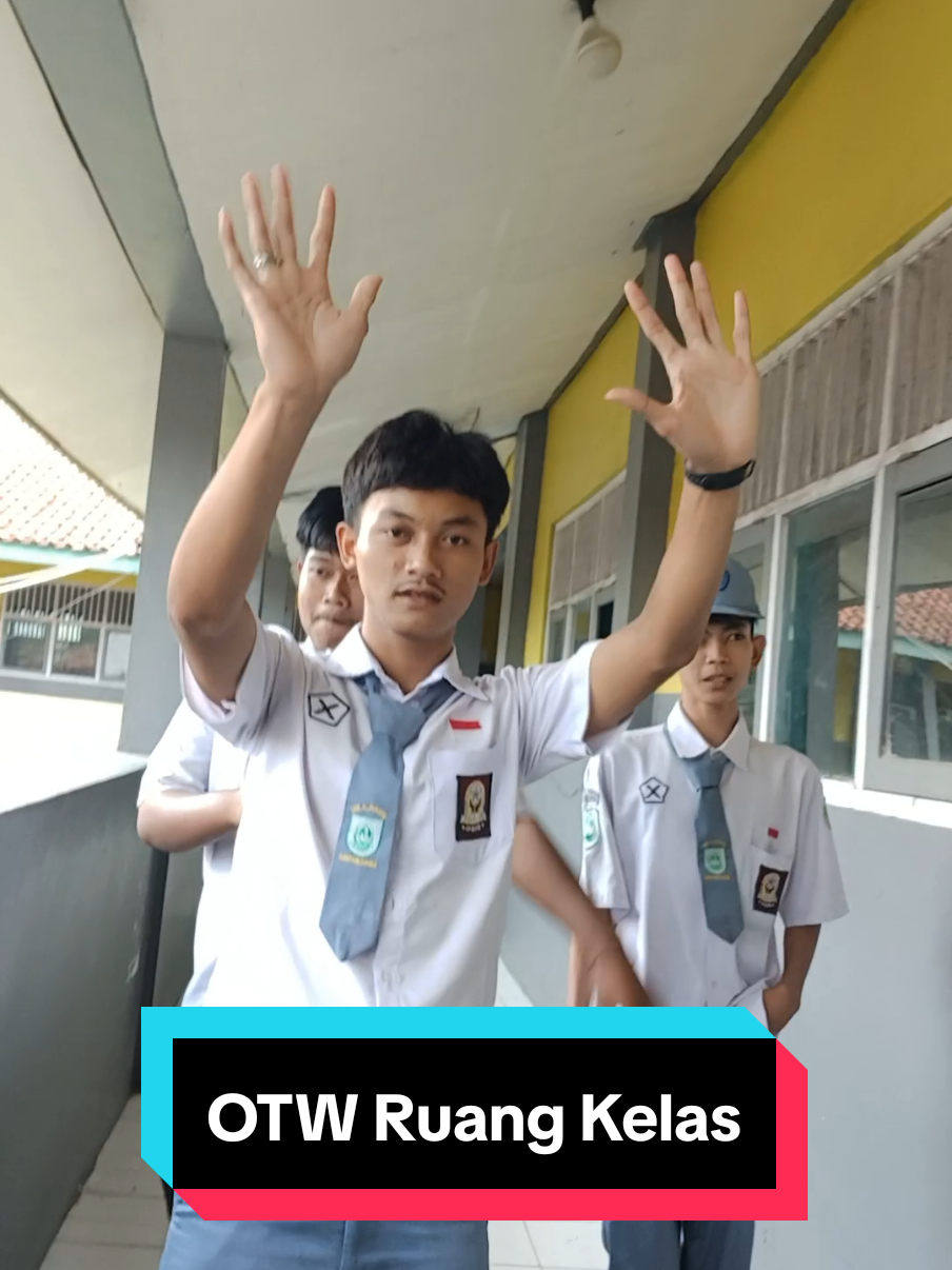@Galeriku_di_Sekolah