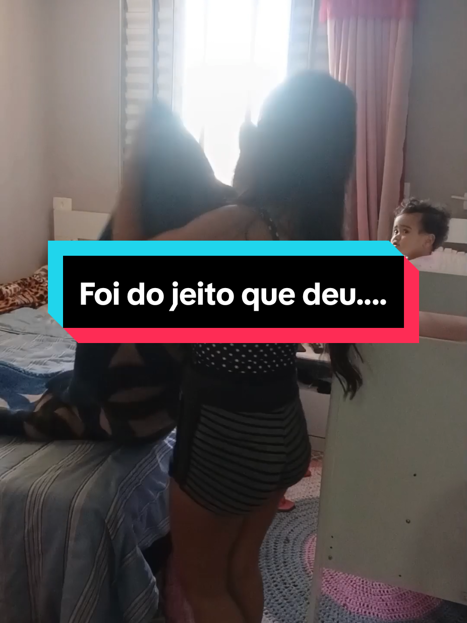 @La&iacute;s Neris