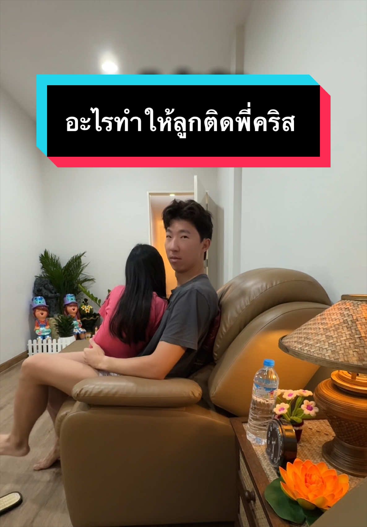 @kim.and.chris 🇹🇭🇺🇸