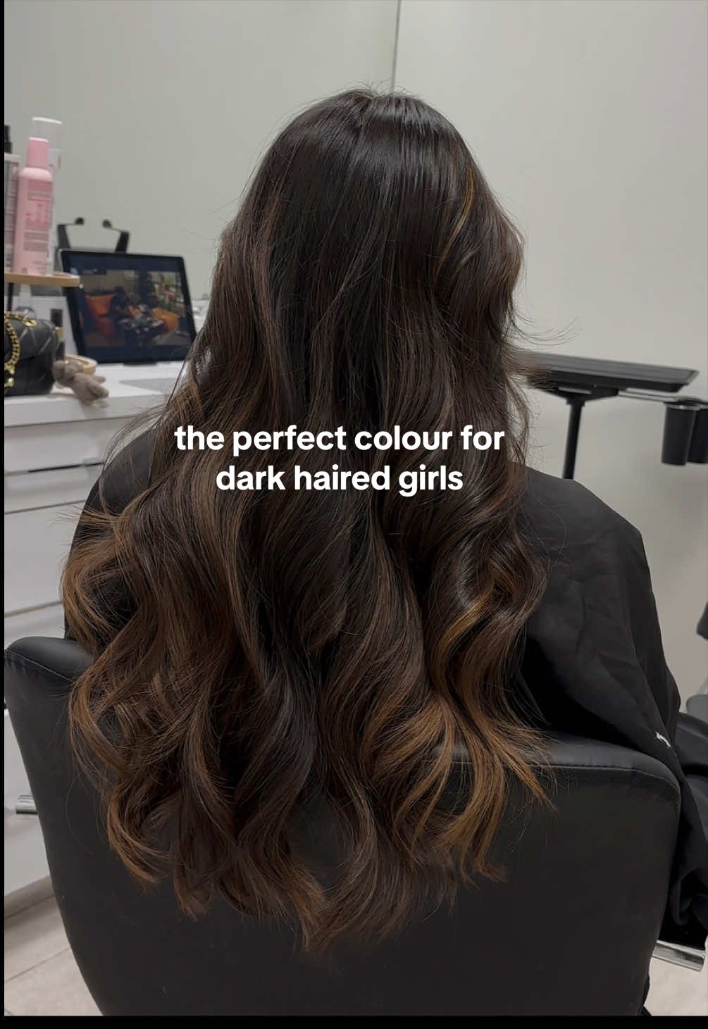 @Mya Groves | HAIRSTYLIST