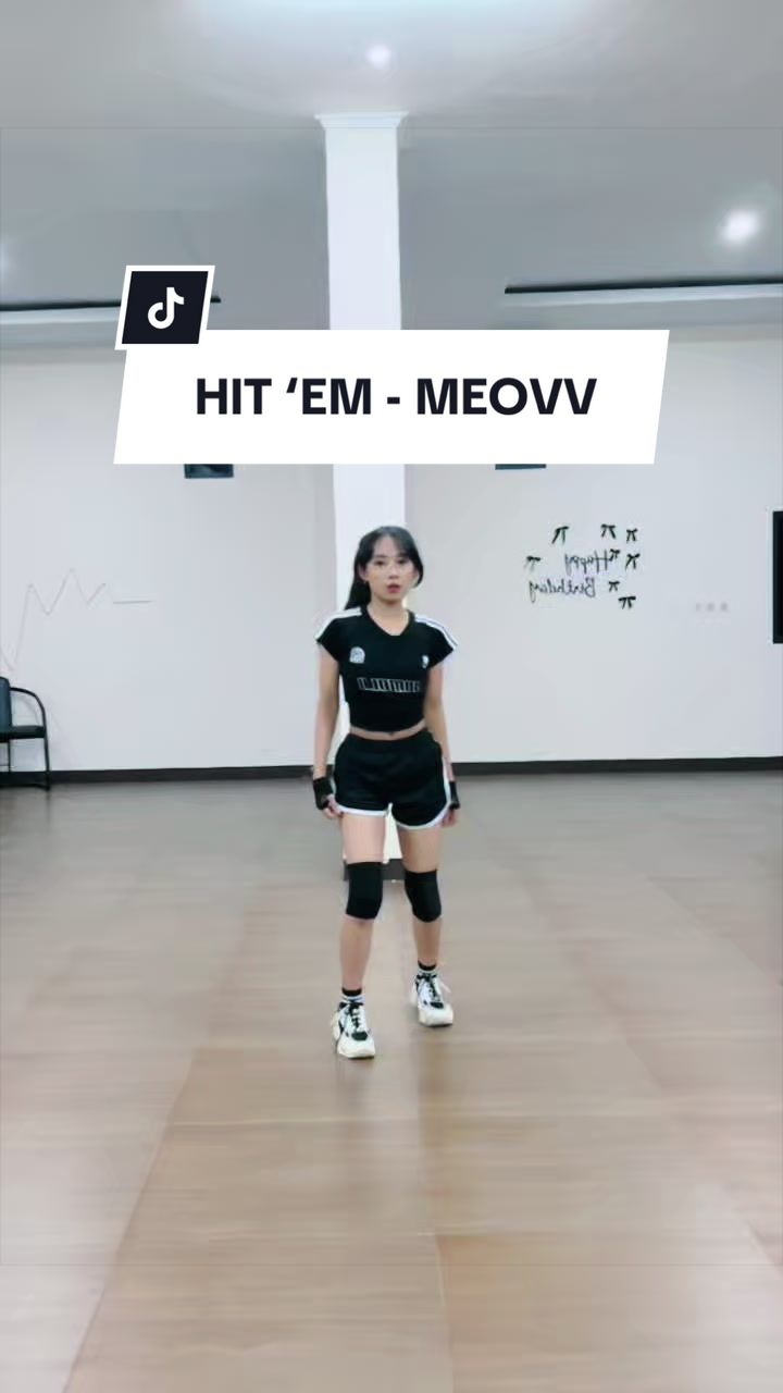 @Riyeonaaa