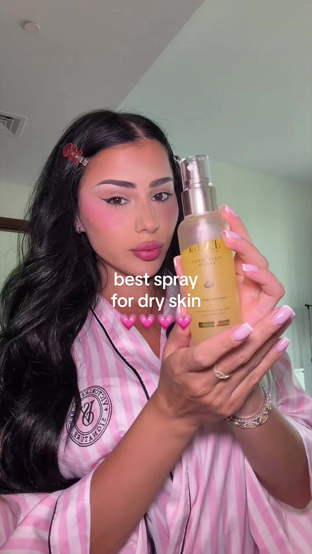 @DANIELA