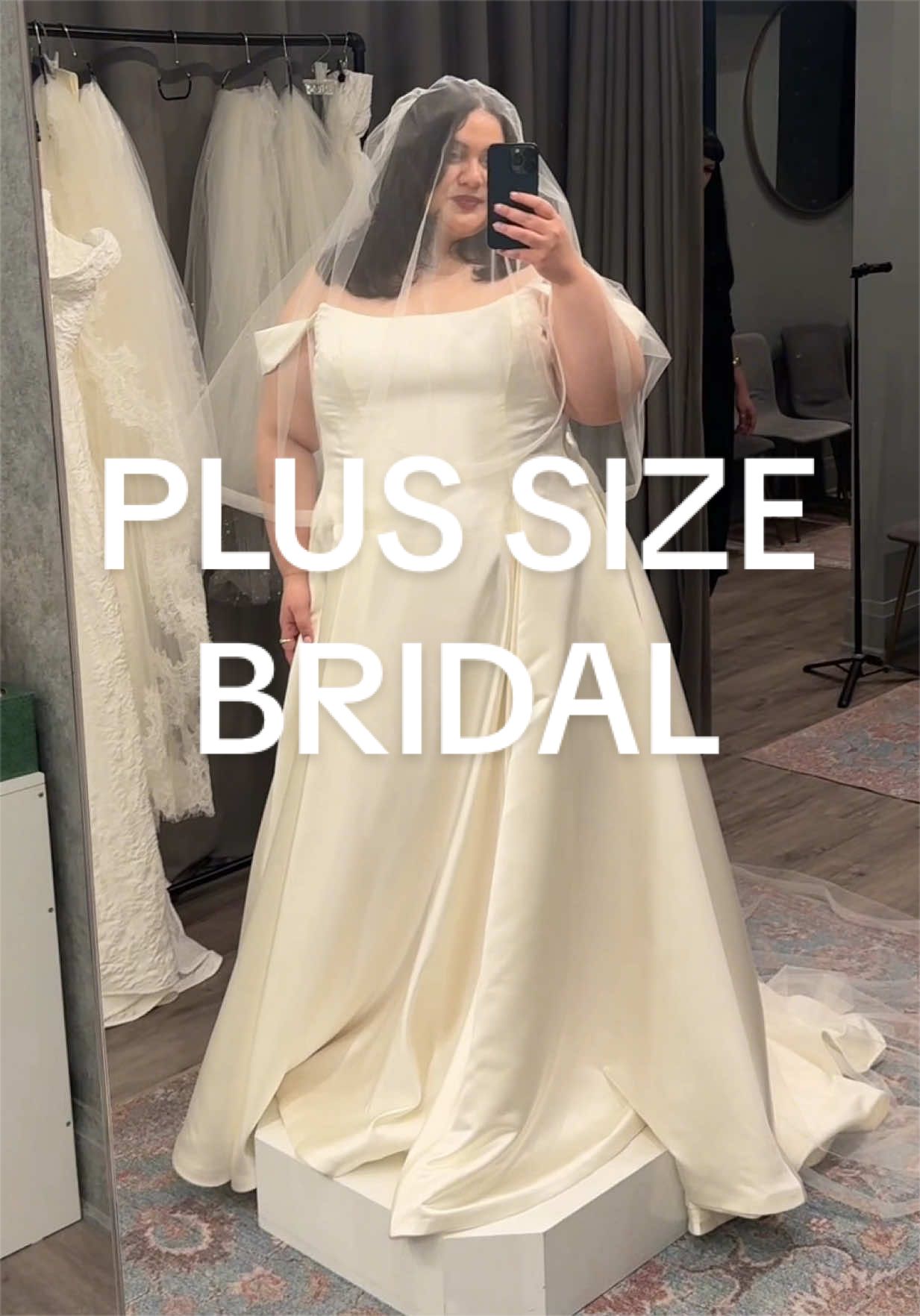 @Hina Low | Inclusive Stylist
