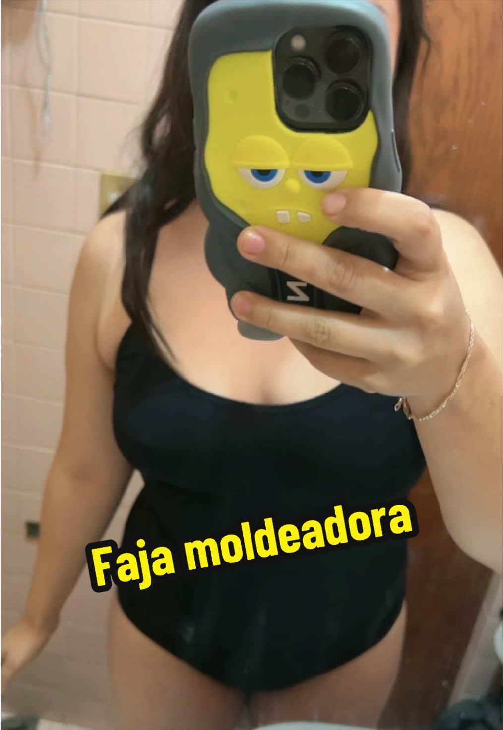 @𝑪𝒂𝒓𝒍𝒚𝑽𝒐𝒏𝑴𝒂𝒌𝒆𝒖𝒑💄