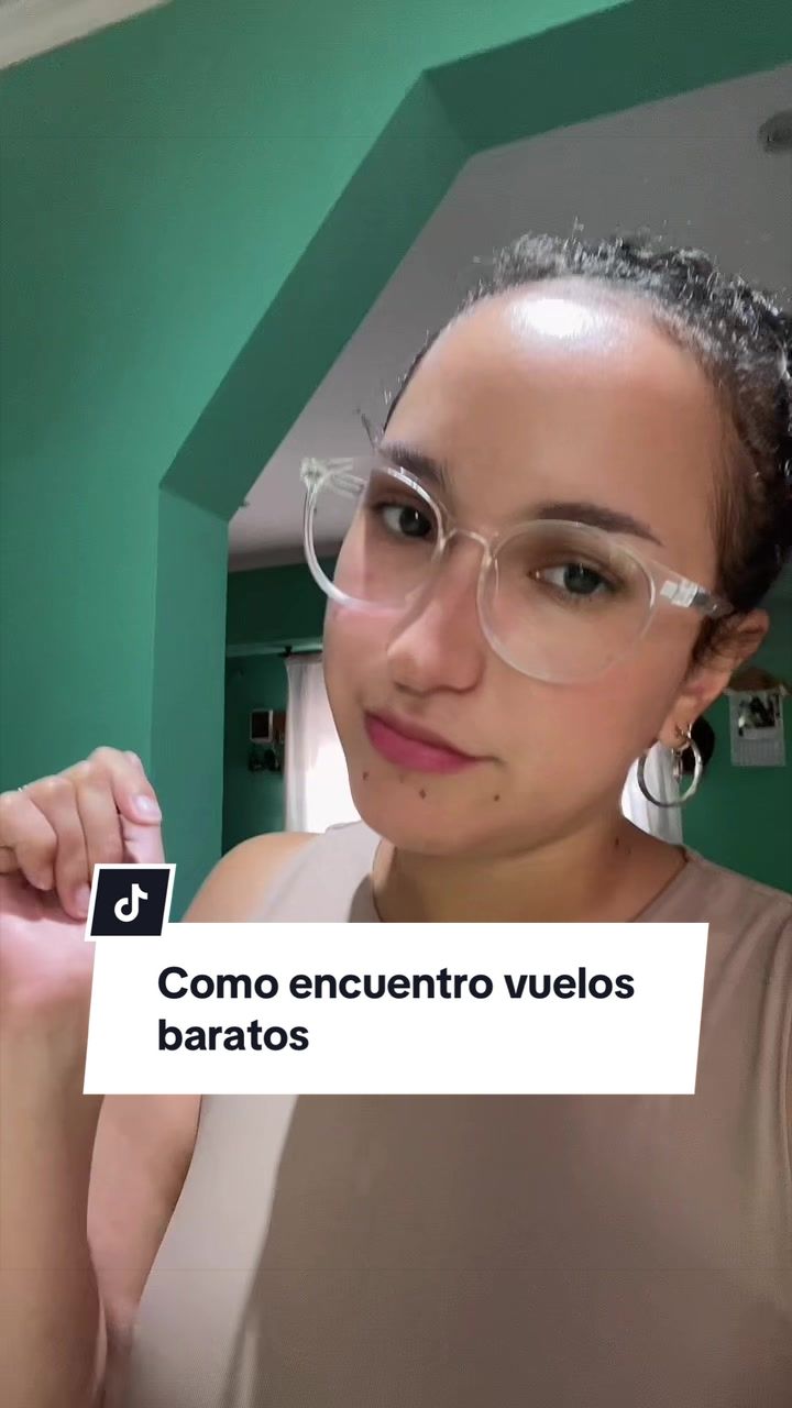 @Cami | Travel & Work