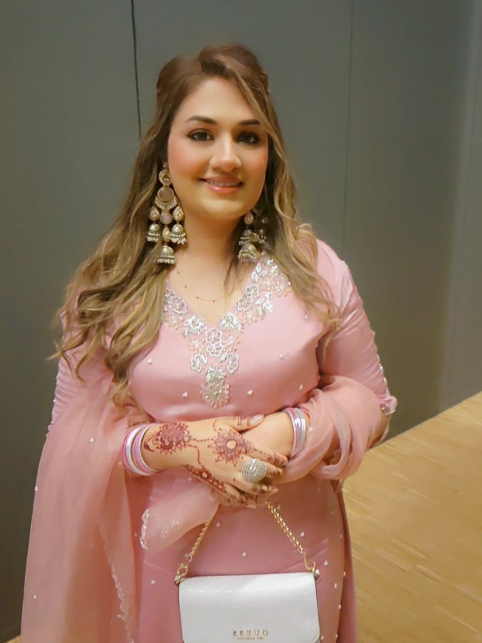 @Jiya🇨🇦