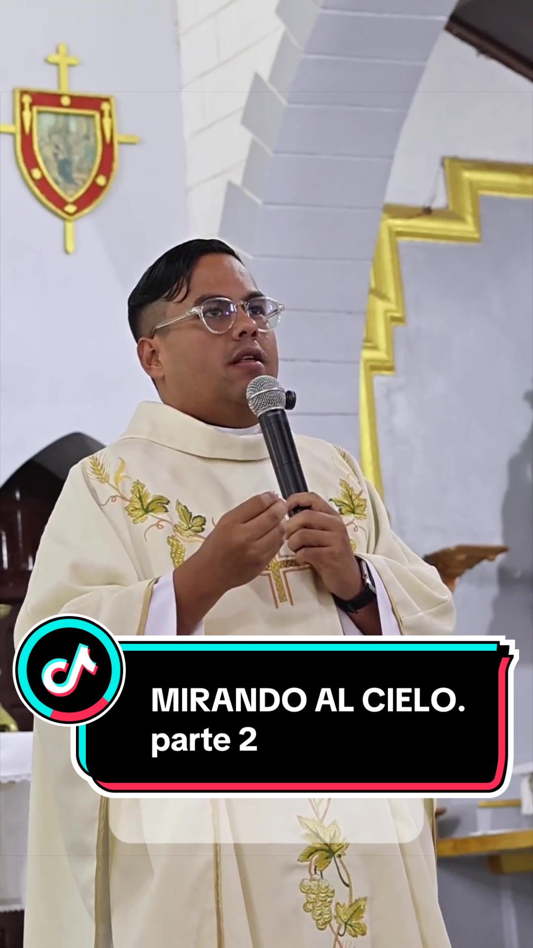 @Padre Arcangel Casique