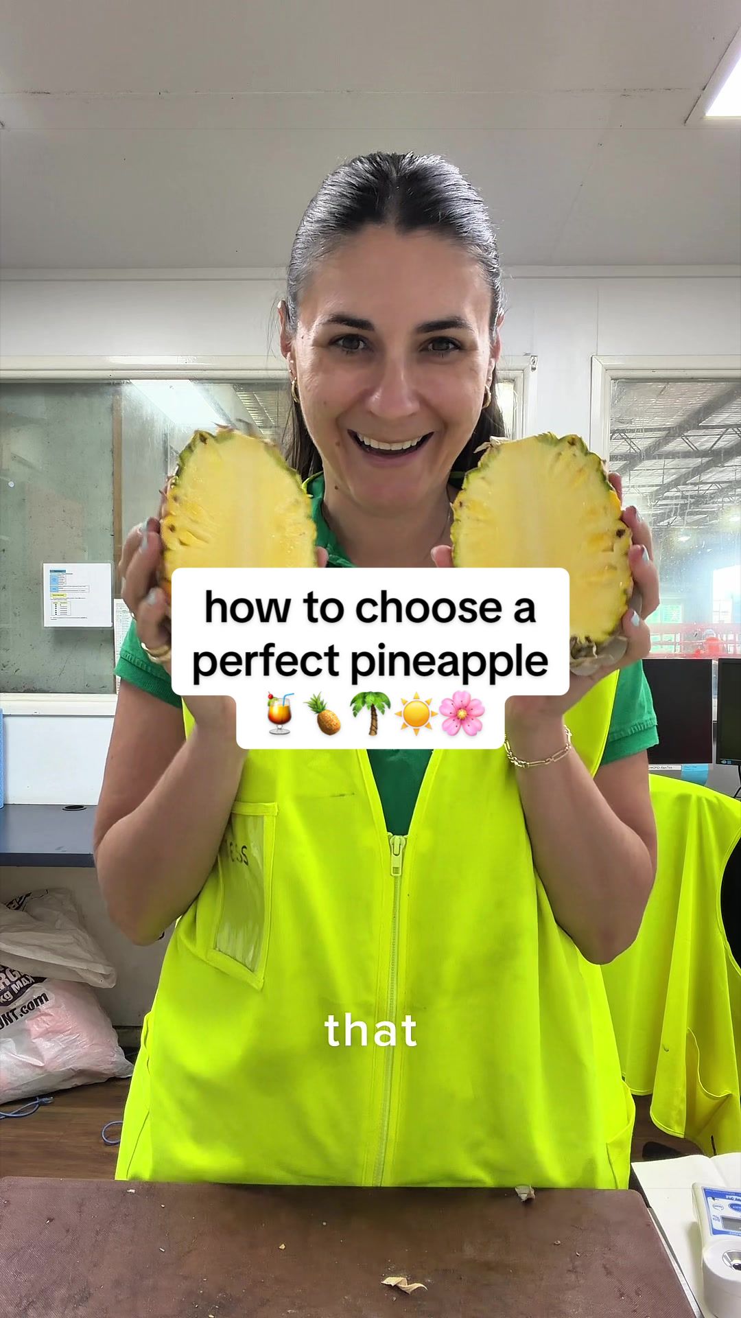 @Bec 🌼🍓 pi&ntilde;ata fruit girl