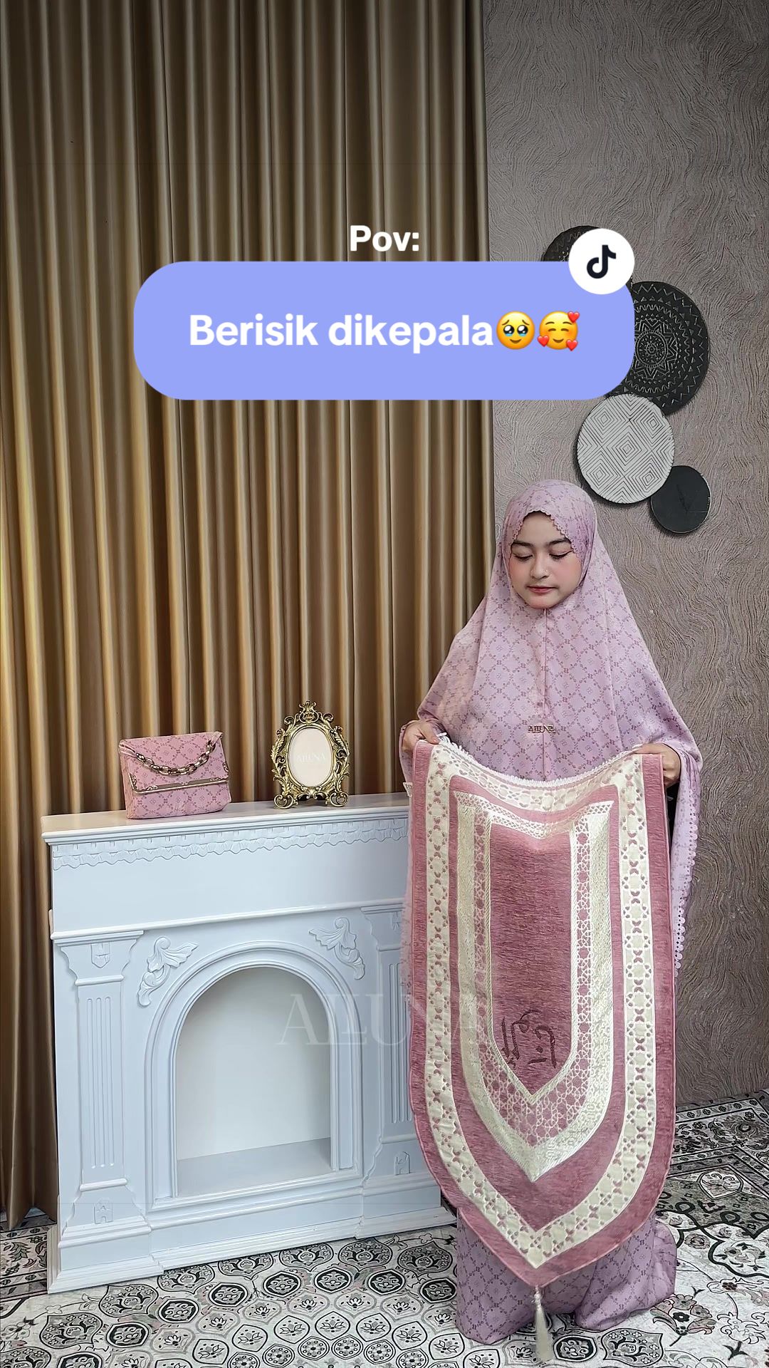 @Alluna