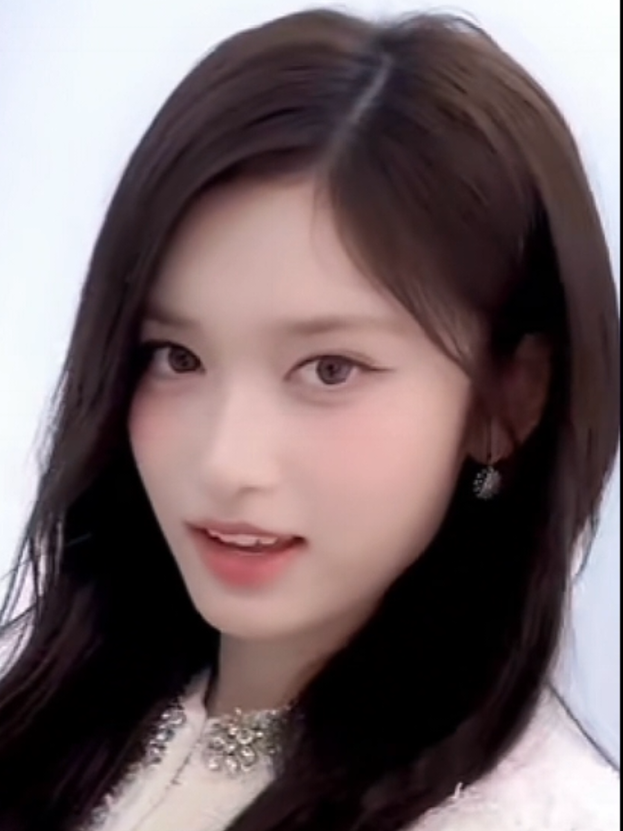 @ASIA POP 4K GLOBAL OFFICIAL 5