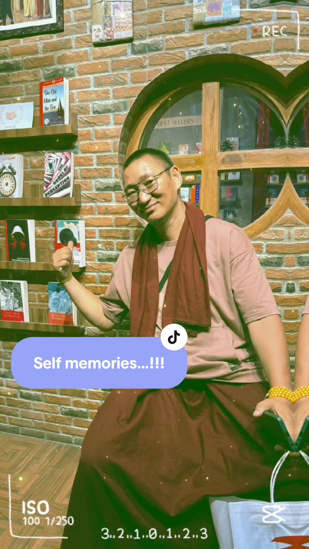 @buchung_norbu_la